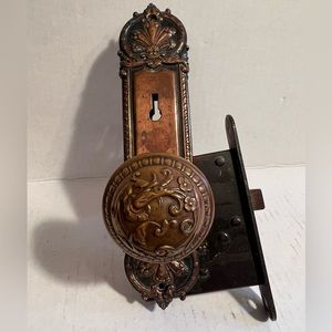 Antique 1889 Russell & Erwin Door Hardware/knob Set